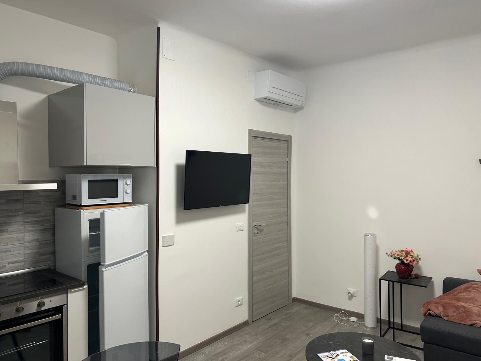 Piso de 2 ambientes en alquiler en Trieste — foto 2