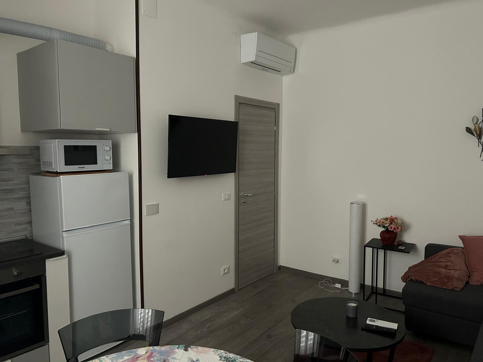 Piso de 2 ambientes en alquiler en Trieste — foto 5