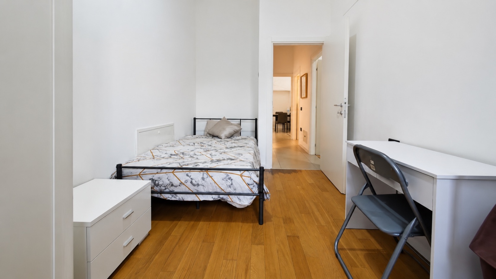 Habitación individual en alquiler en Milano — foto 7