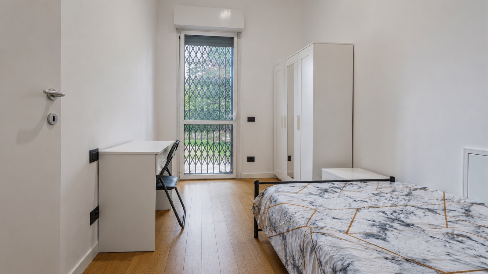 Habitación individual en alquiler en Milano — foto 10