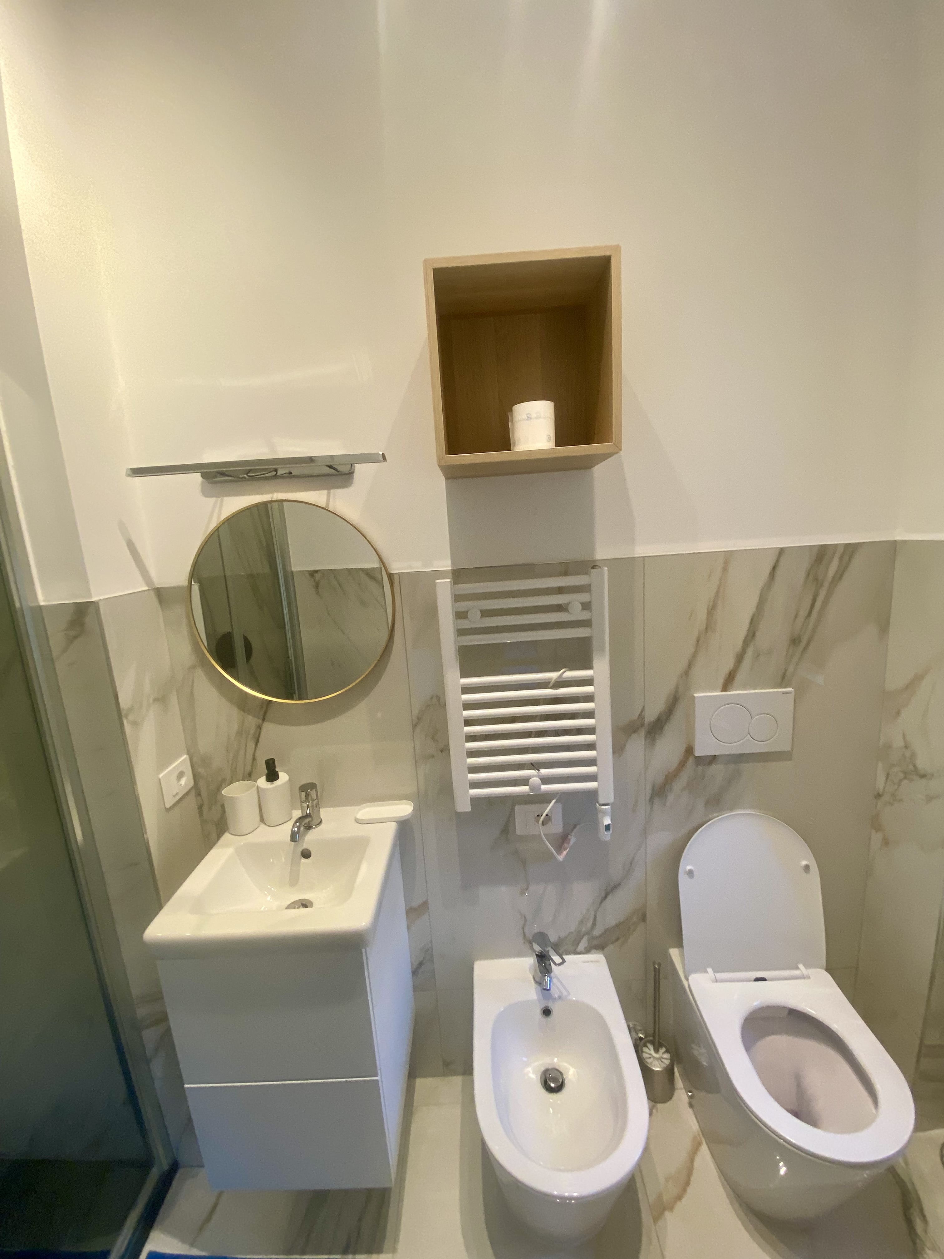 Double room for rent in Milano — photo 16